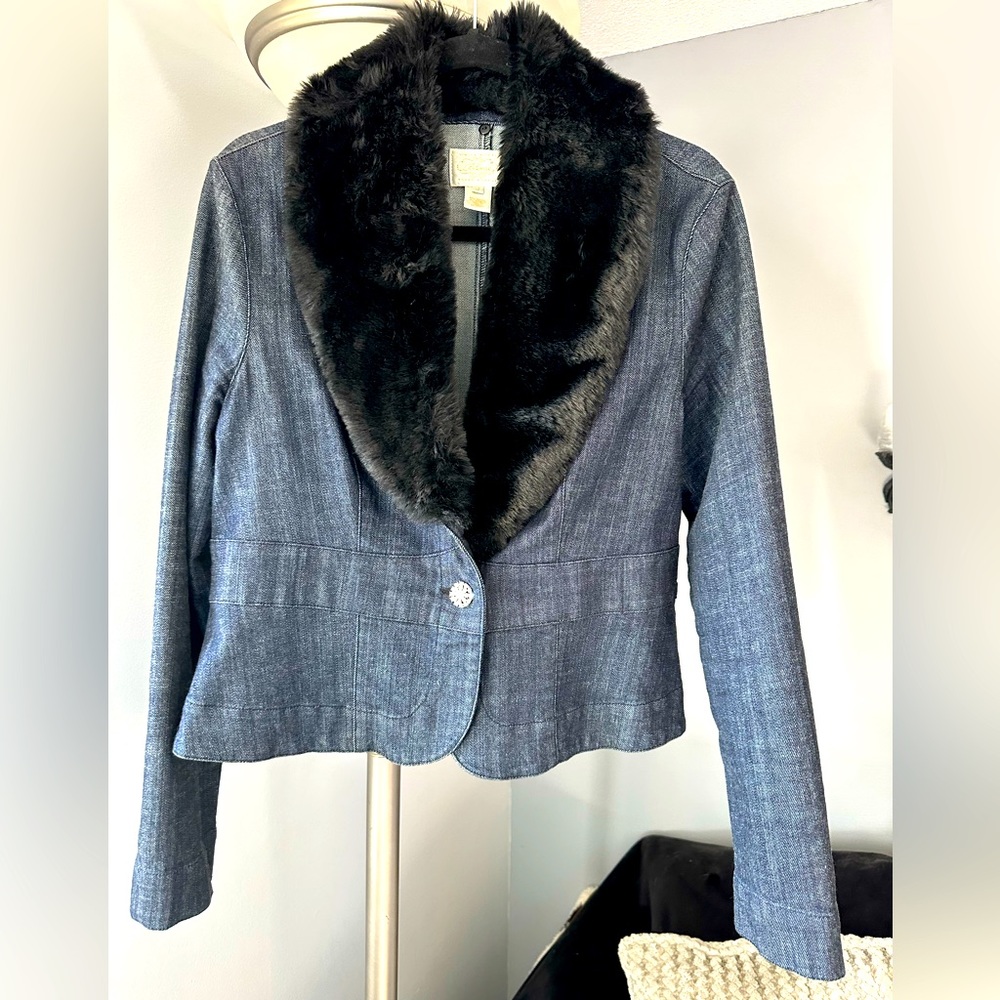 White House Black Market Jean Jacket Sz 12